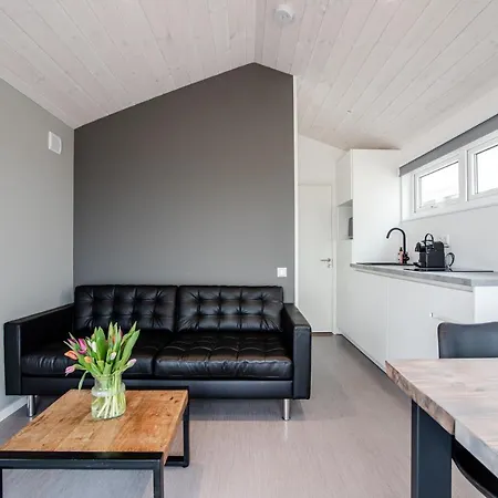 Σαλέ Buddha Adults Only