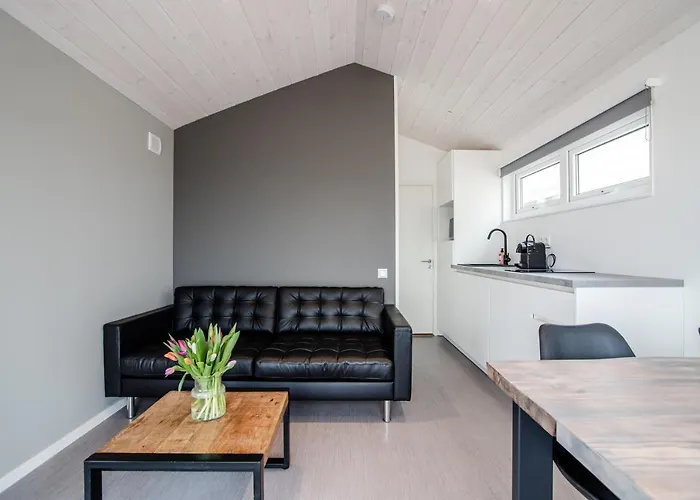 Chalet Buddha Adults Only